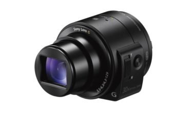 Sony updates its lens-style camera range