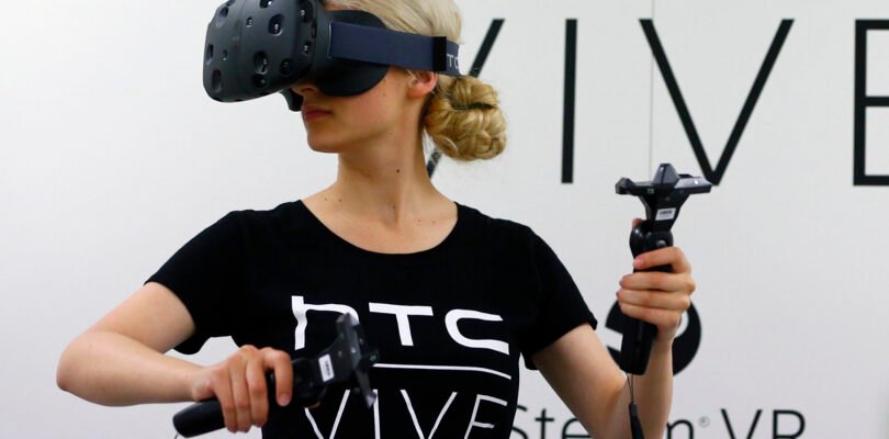 HTC Vive Reduces Price to AED 2599