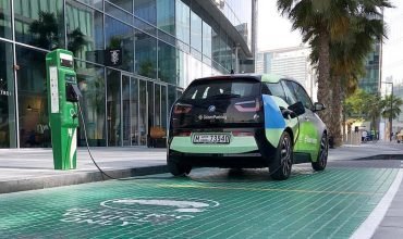 Electric Vehicle Road Trip Across UAE and Oman is About to Get a Boost