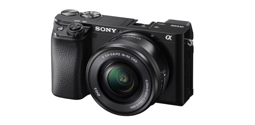 Sony conducts an online workshop for vloggers and content creators