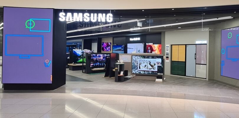 Jacky’s Retail reopens newly renovated Samsung store in Deira City Centre