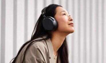 Sennheiser reveals new MOMENTUM 4 wireless headphone