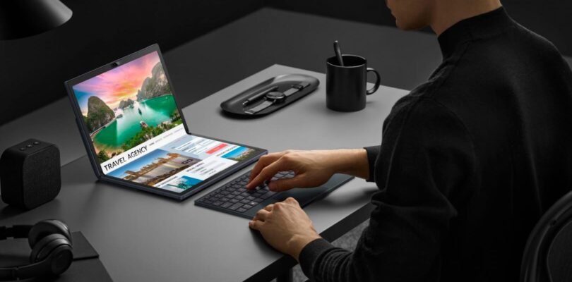 ASUS unveils the new Zenbook 17 Fold OLED at IFA 2022